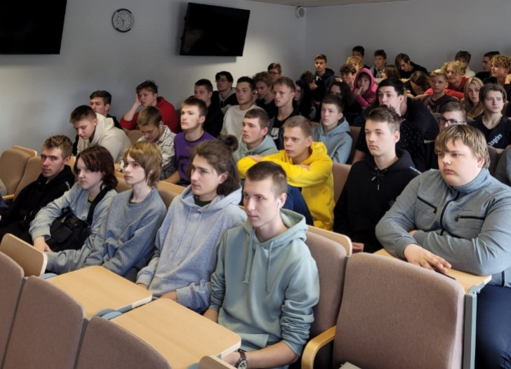 FID eksperti vada nodarbību Valmieras tehnikumā